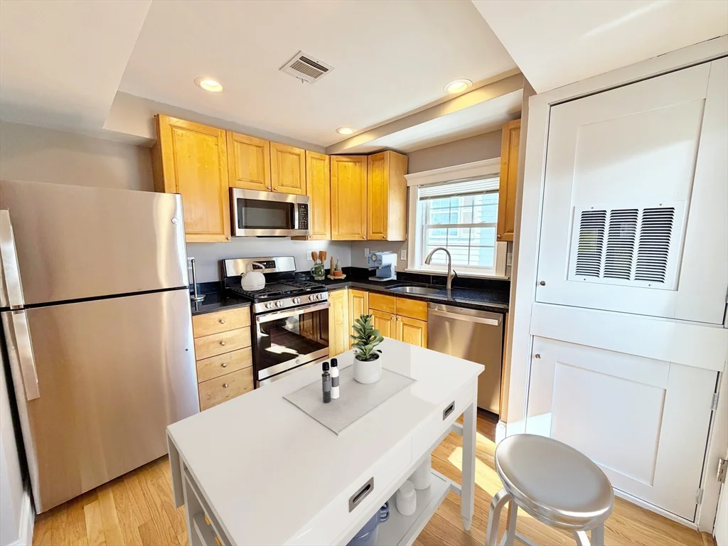 37 Fenton St, Dorchester