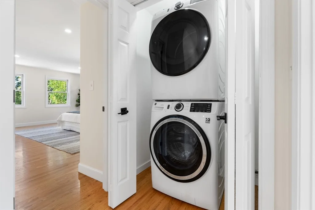 29 Cottage St, Newton Upper Falls