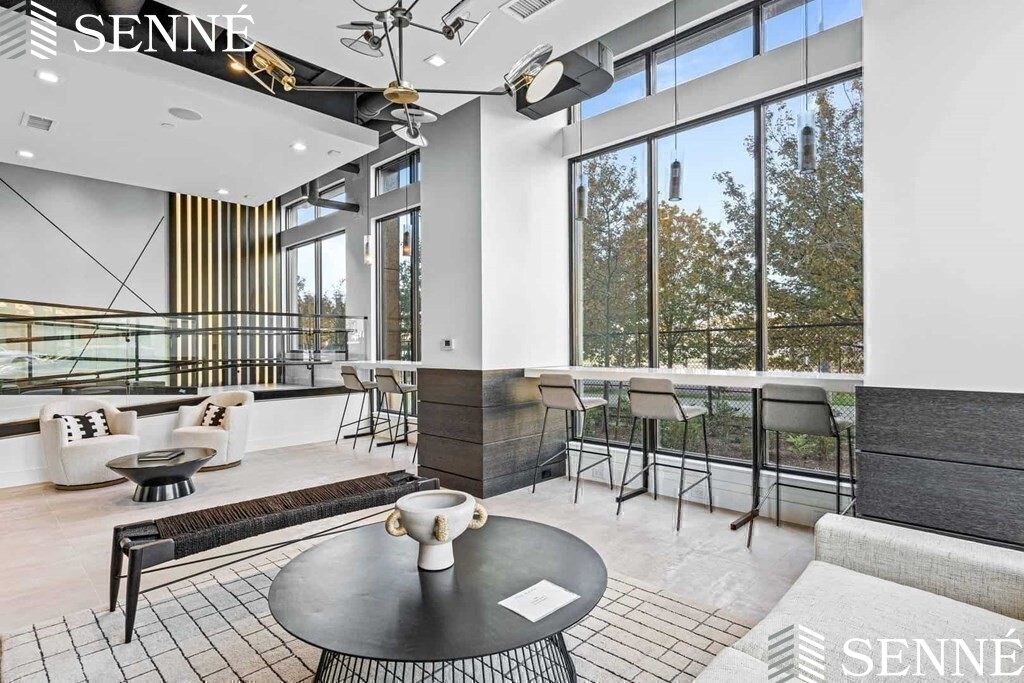 99 Sumner St, East Boston