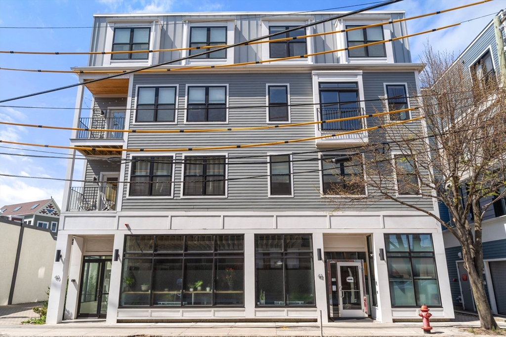 40 Medford St, Somerville