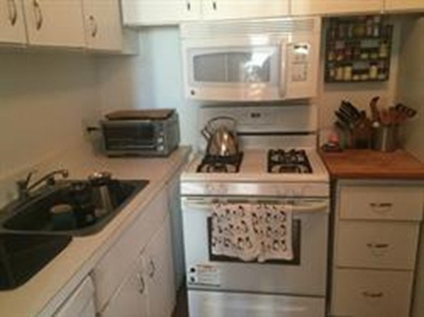 44 Washington St, Brookline Village