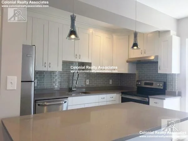 77 Linden St, Brighton