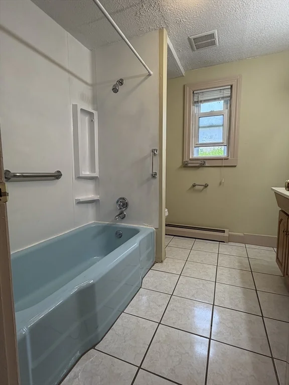 12 Curtis St, Methuen