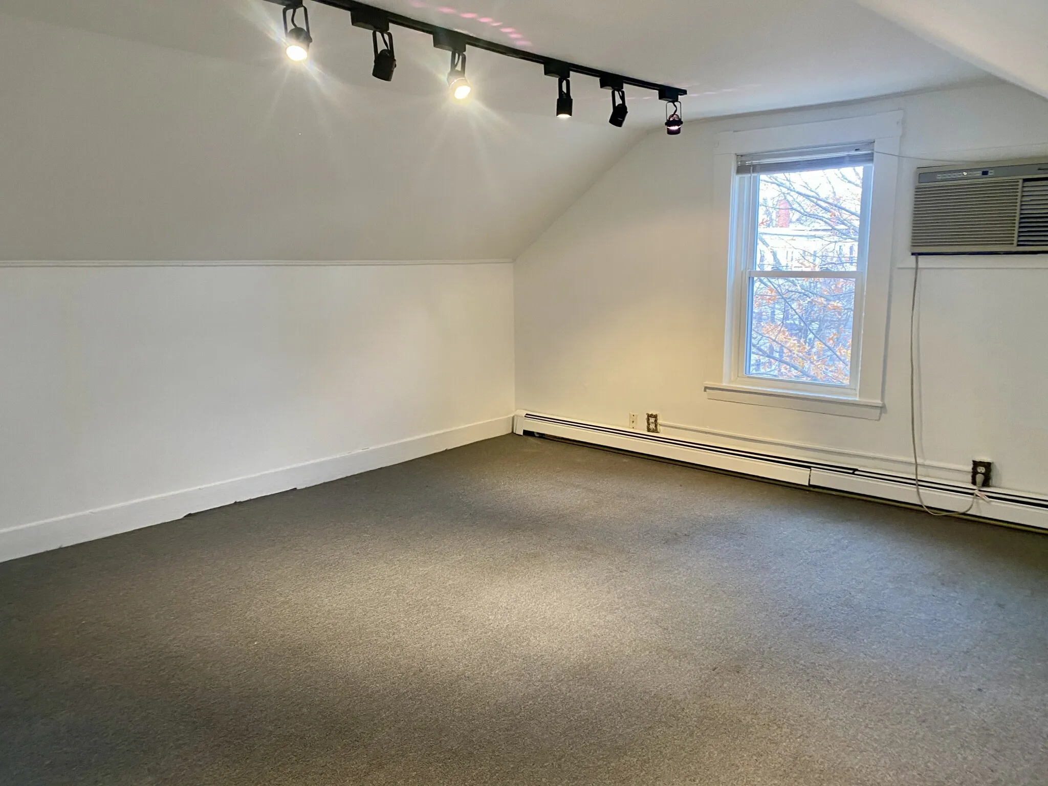 18 Tremont St, The Port