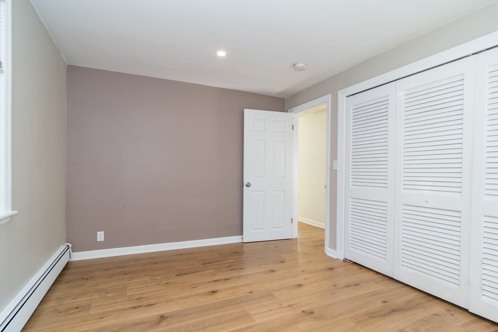 4 Paul St, North Natick