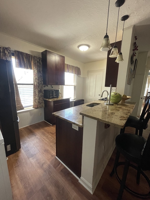 9 Cushing St, Salem