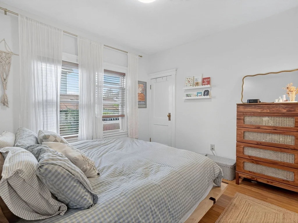 35 Hancock St, Medford