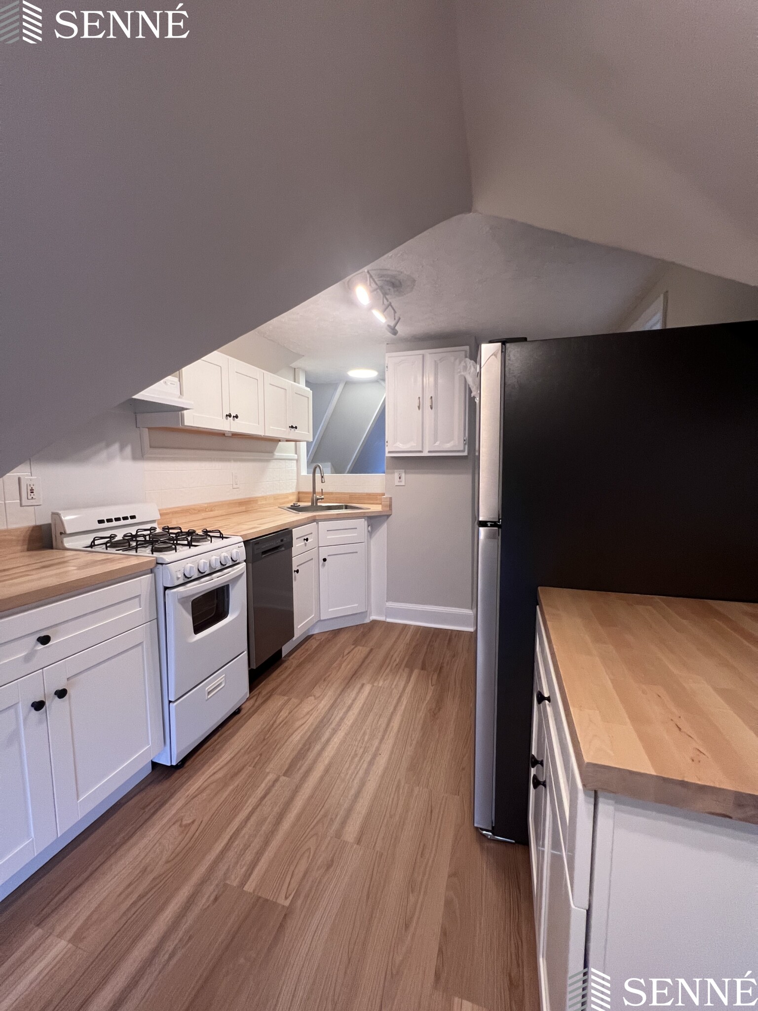 72 College Ave, Davis Square