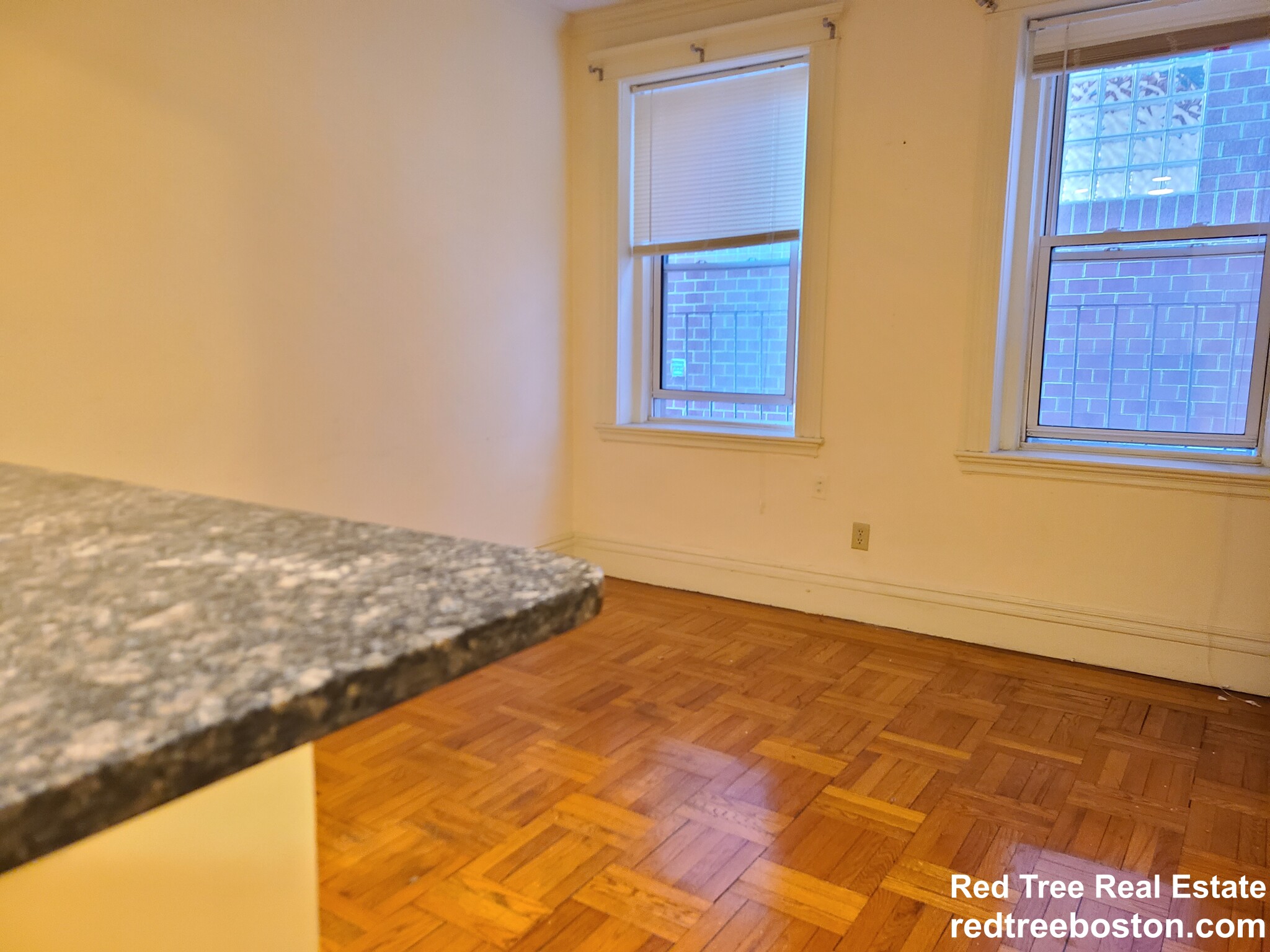 40 Queensberry St, Fenway