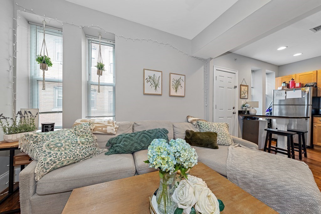 16 Sewall St, Mission Hill