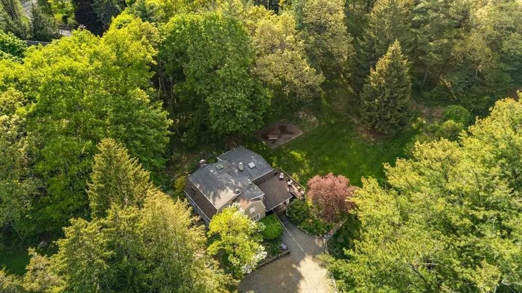 368 Main St, Lynnfield
