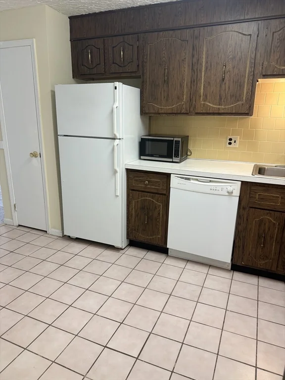 310 Codman Hill Rd, Boxborough