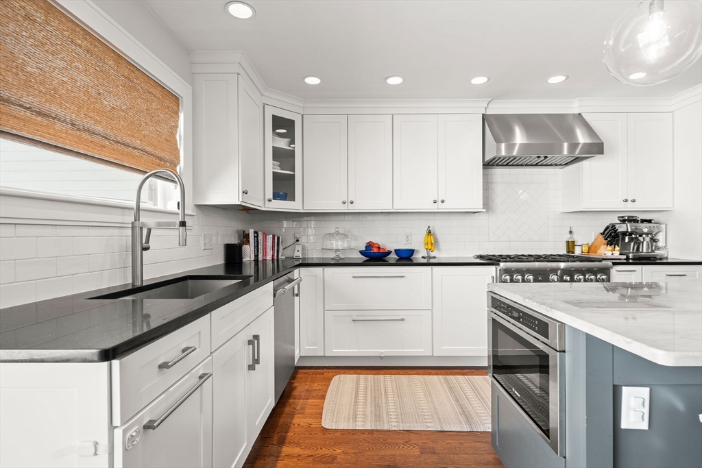 530 E 3rd St, South Boston