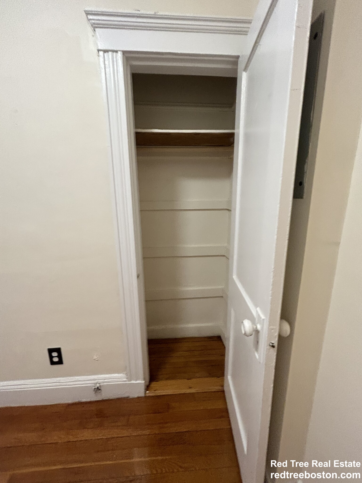 127 Washington St, Brighton