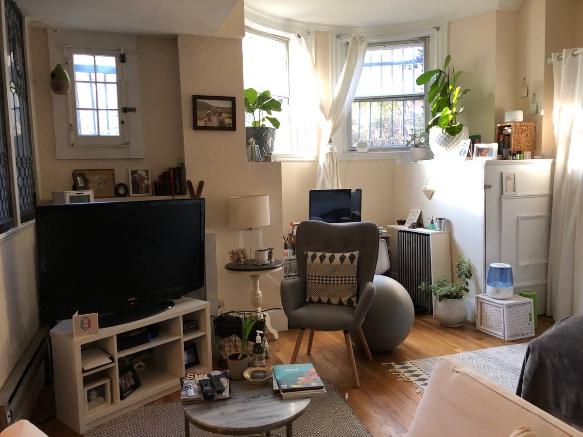 Studio bed, 1 bath apartment for rent at 350 Beacon St Unit 14, Back Bay — photo 8 of 10