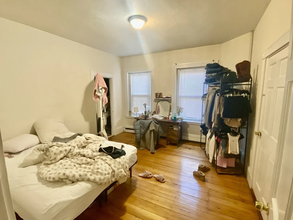 111 H St, South Boston
