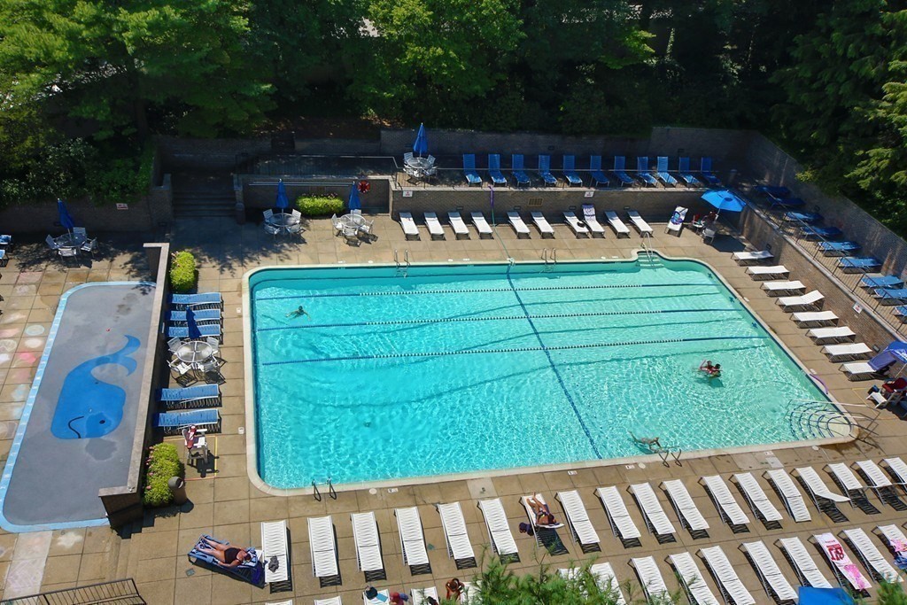 44 Washington St, Brookline Village