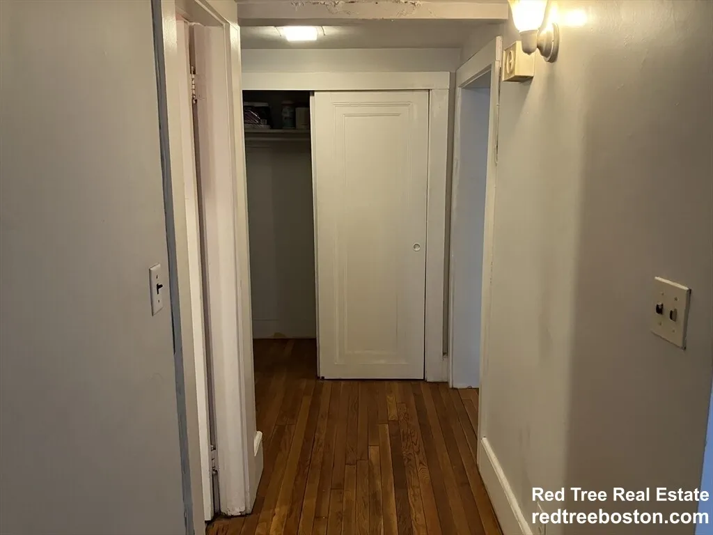 211 Saint Paul St, Brookline