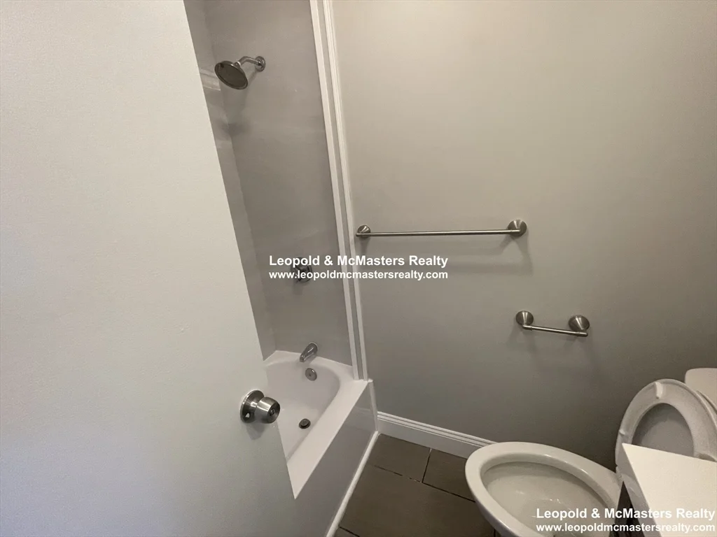 519 Washington St, Griggs Park