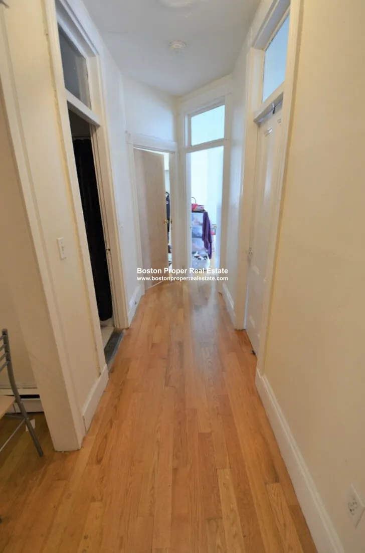 41 Bay State Rd, Fenway