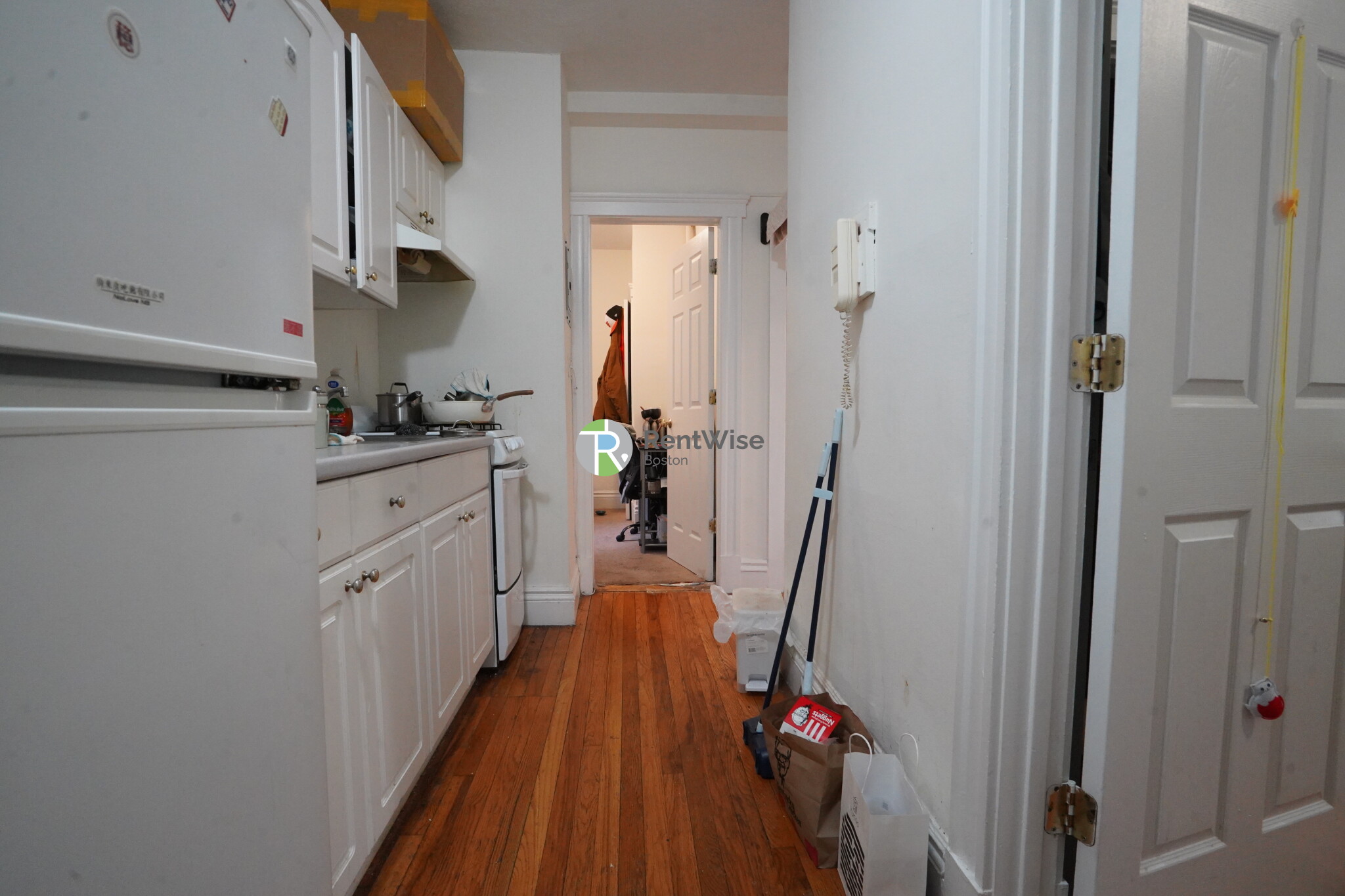 6 Camelot Ct, Brighton