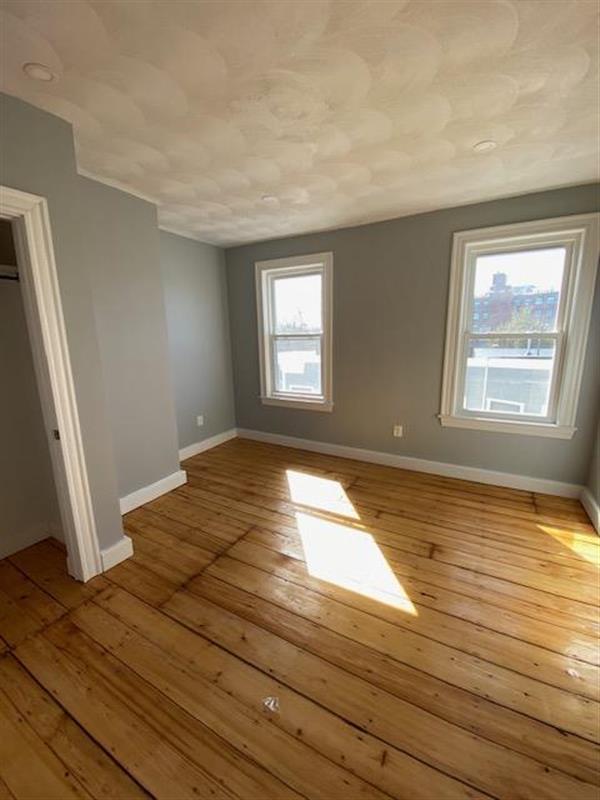 295 Windsor St, The Port