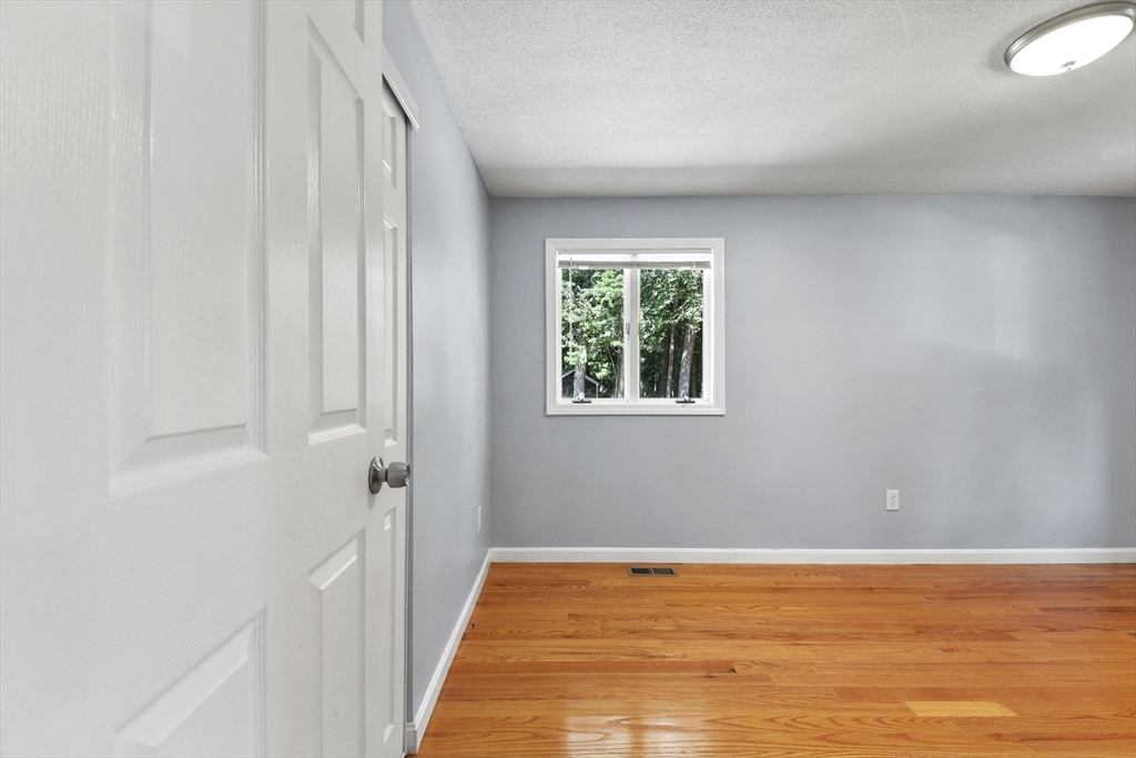 10 Lawndale Rd, Mansfield