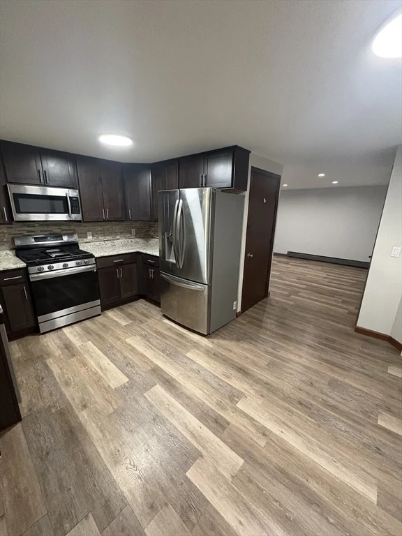 185 Middle St, Springfield