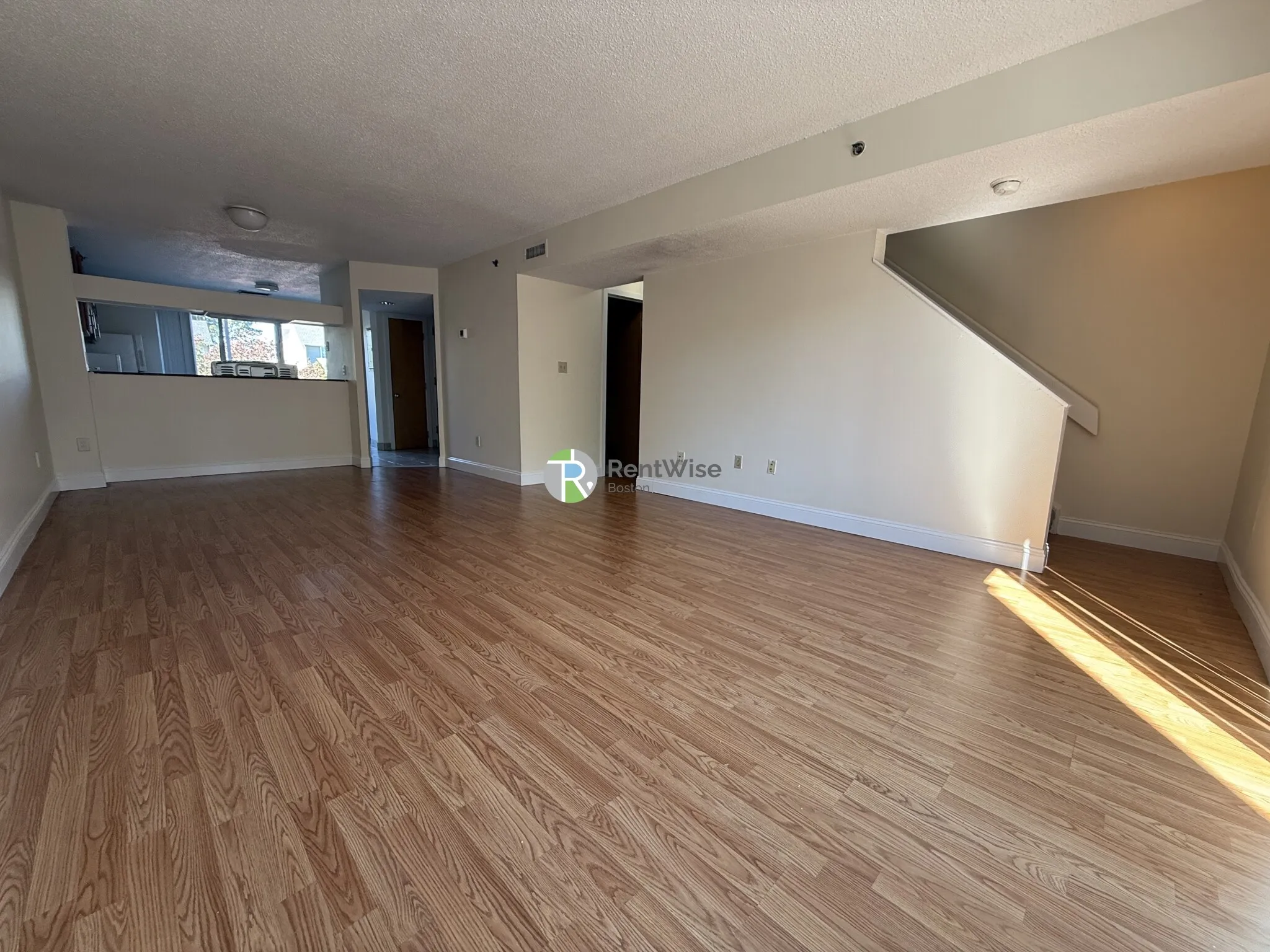 142 North Beacon St, Brighton