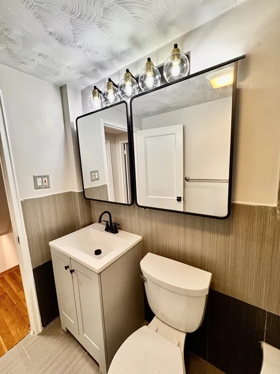 84 Reed St, West Side