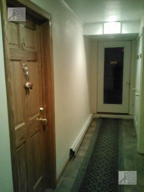 1689 Beacon St, Aspinwall Hill