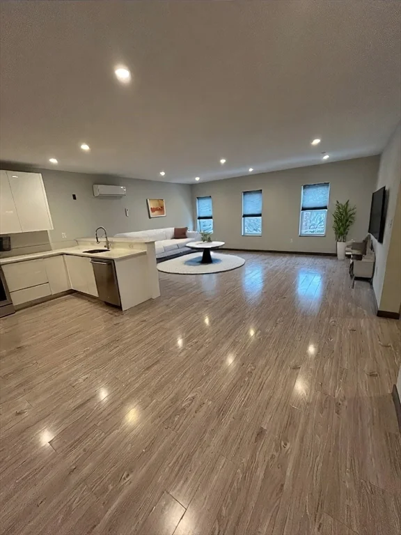 145 Newbury Ave, Quincy