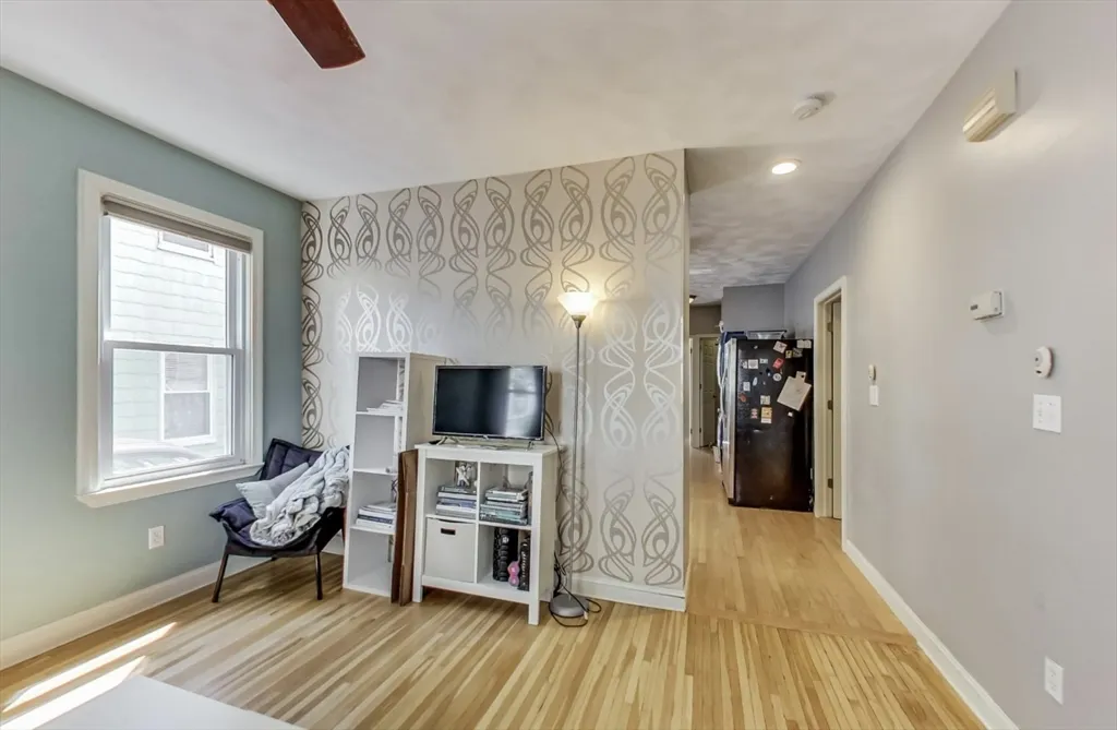 16 Cypress St, Spring Hill