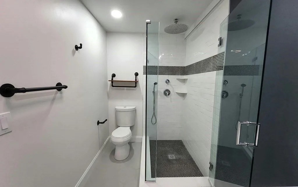 6 Harding Ave, West Everett