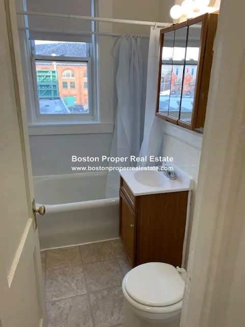 1171 Boylston St, Fenway
