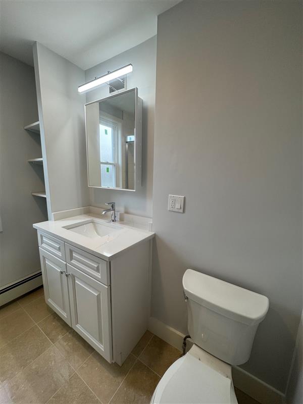 325 Highland Ave, Powder House Square