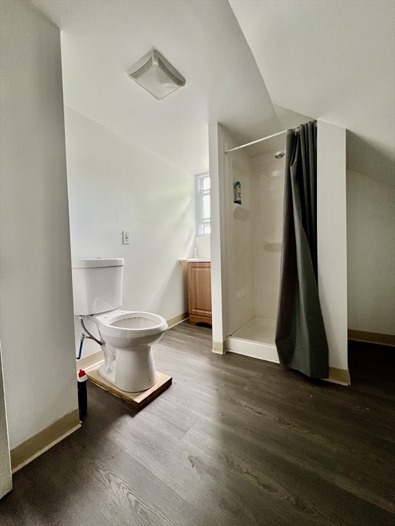 15 Baltic St, Attleboro