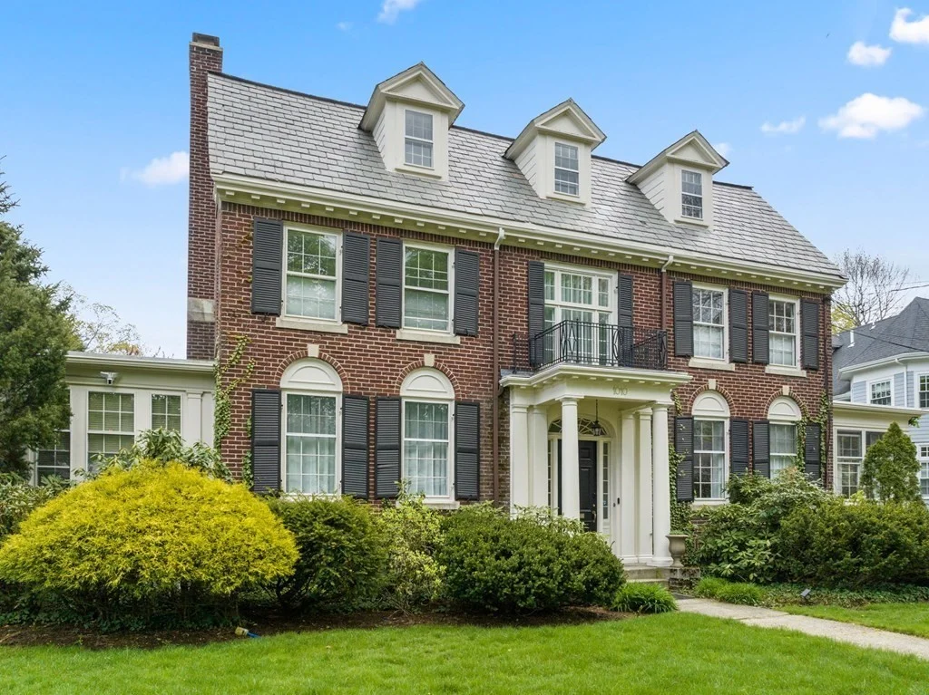 1010 Centre St, Newton Center