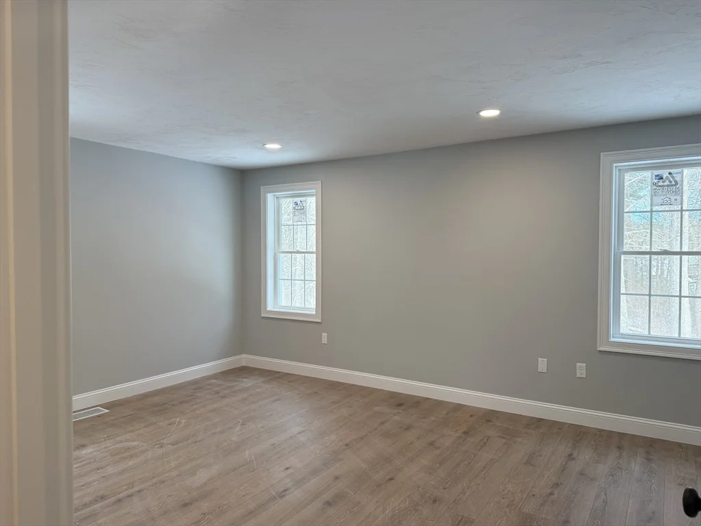 25 Kashmir's Way, Middleboro