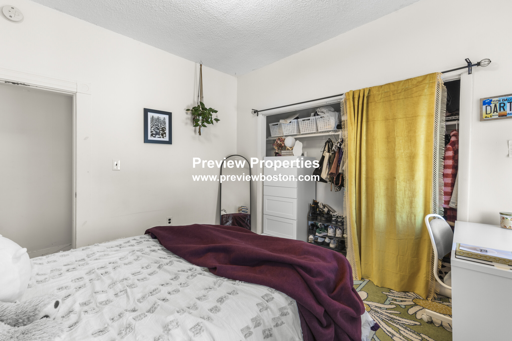 175 River St, Riverside