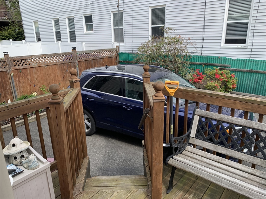 686 East 7th St, South Boston