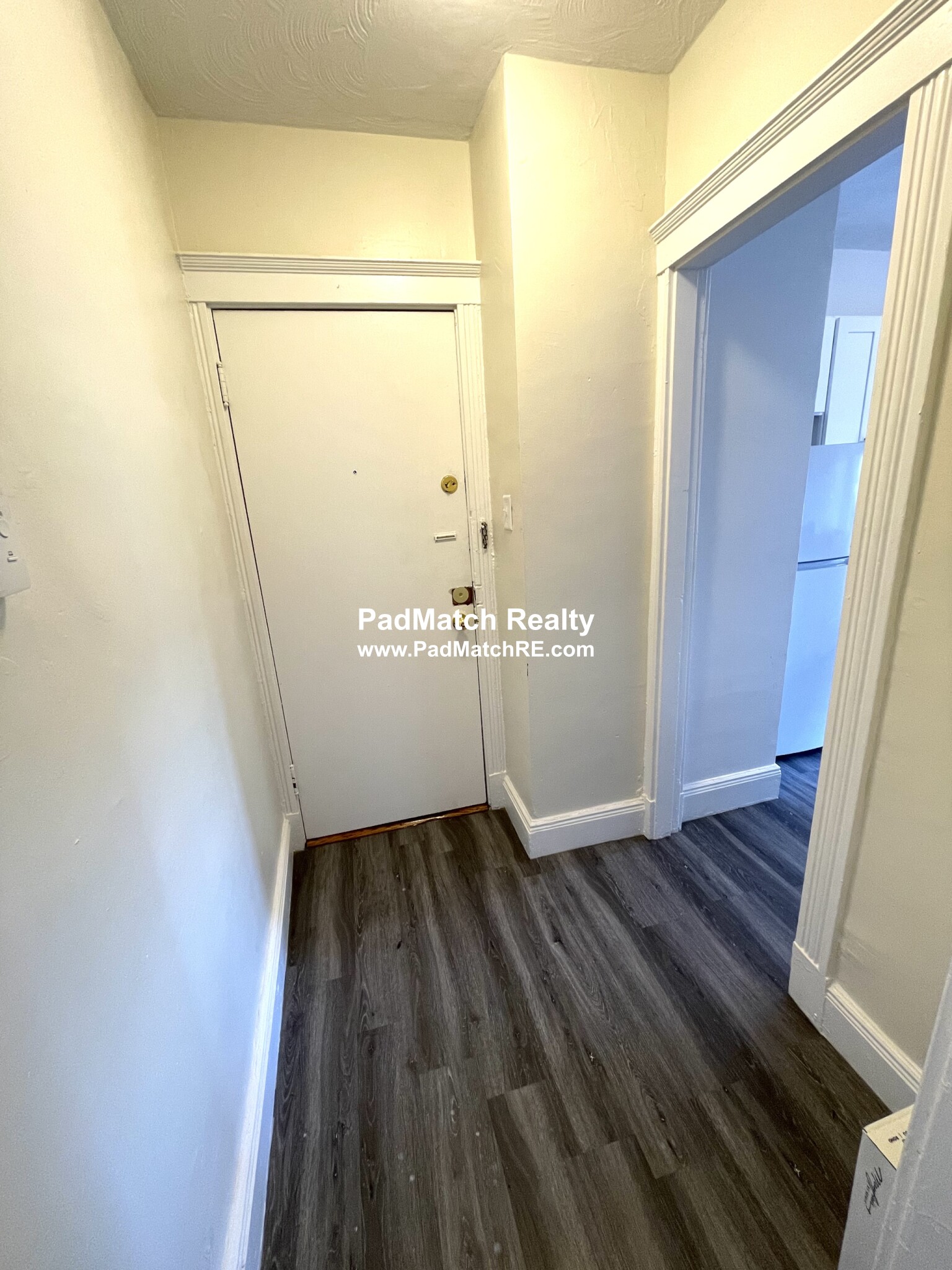 1626 Commonwealth Ave, Brighton