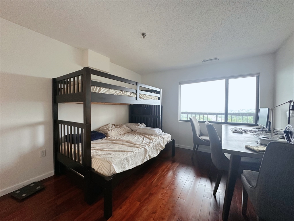 3920 Mystic Valley Pkwa, Medford