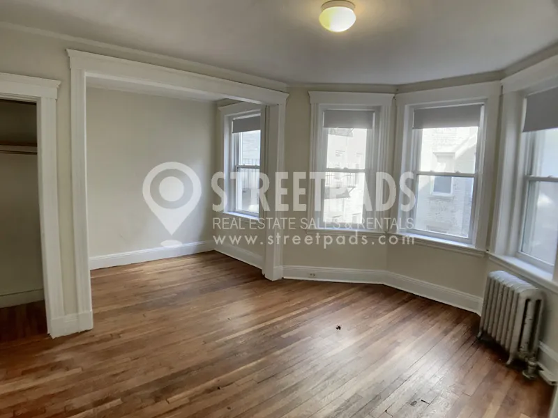 1197 Boylston St, Fenway