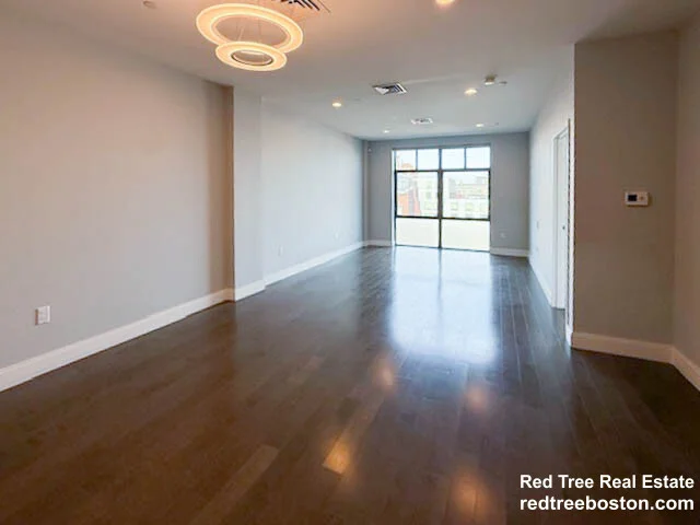 150 Dorchester Ave, South Boston
