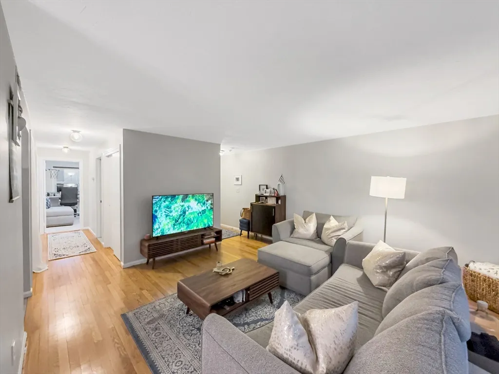 25 Rockland St, West Roxbury