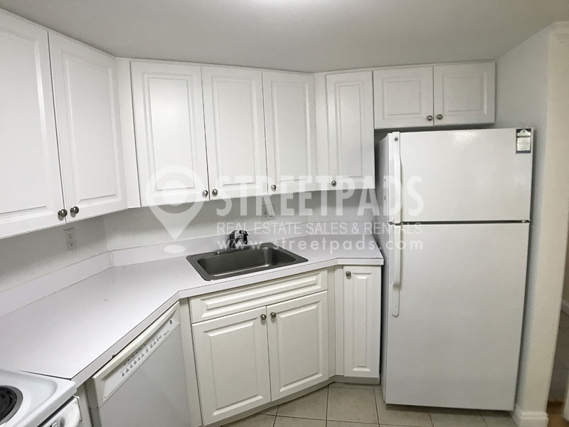 1539 Beacon St, Griggs Park