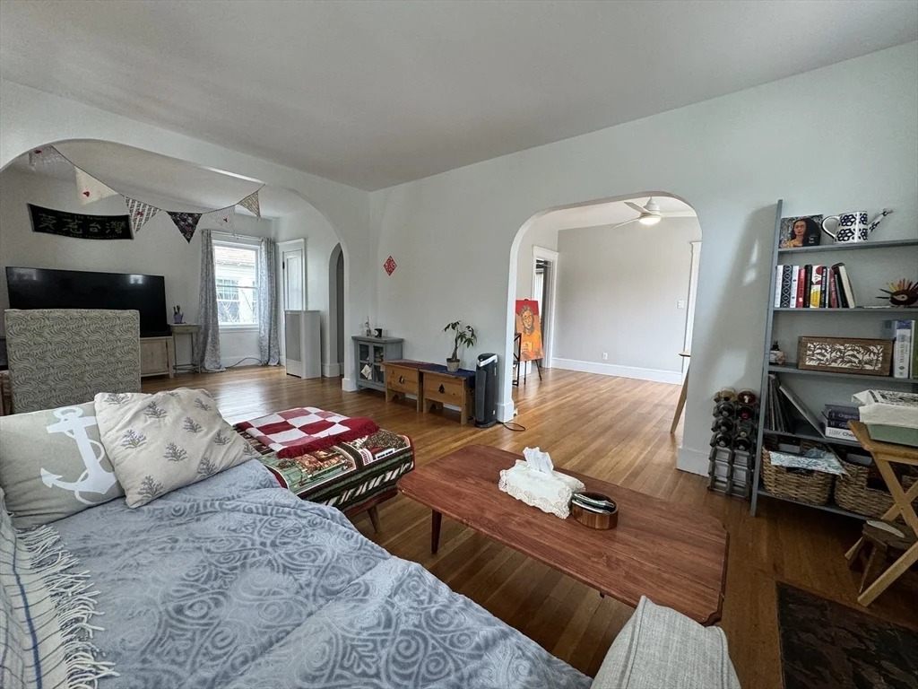 625 Summer St, Arlington