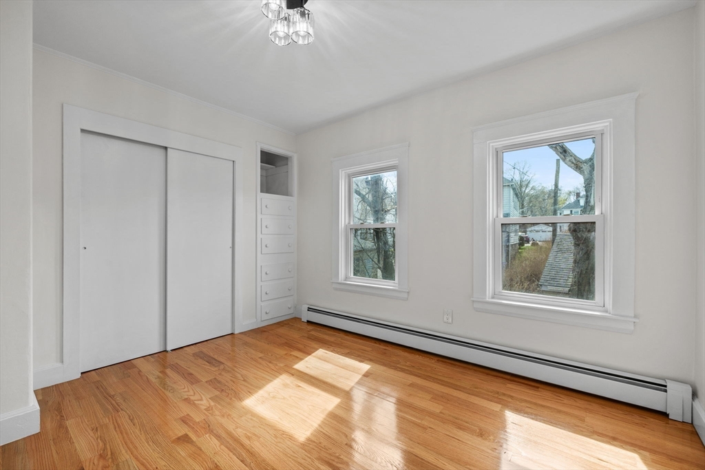 5 Fells Ave, Milford