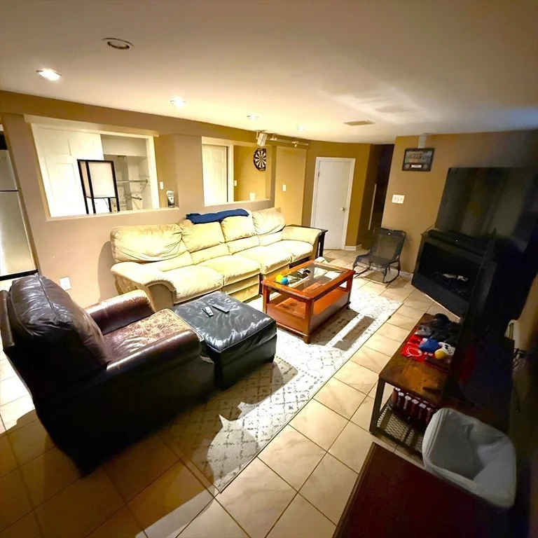 160 L St, South Boston